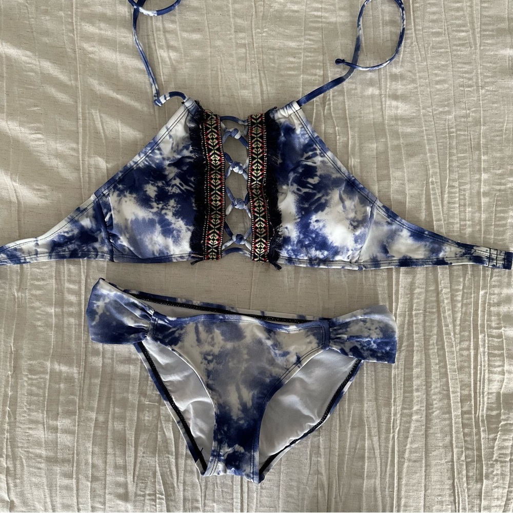 Altar’d State blue & white tie-dye lace up front bikini